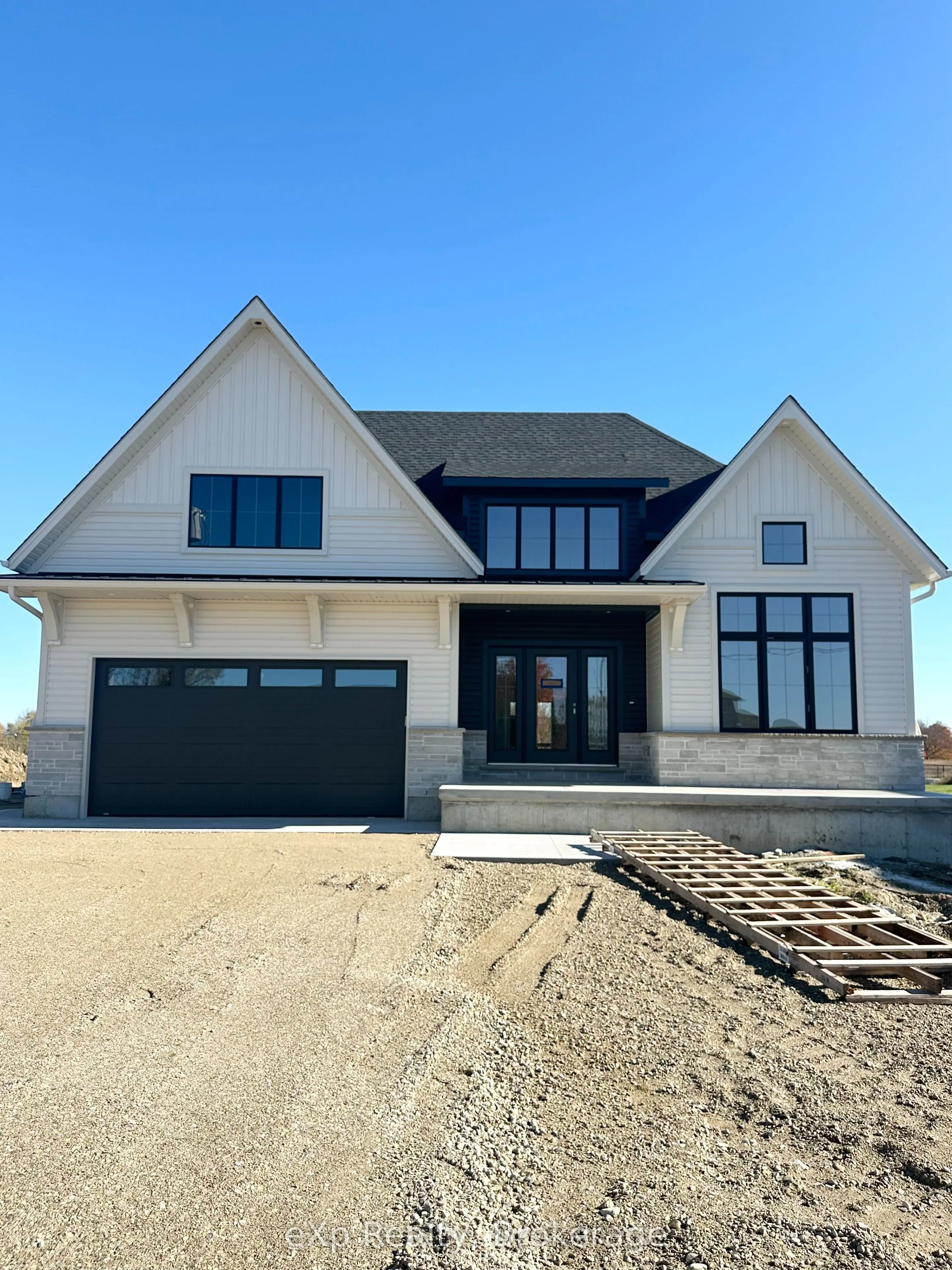 1036 WALTON Avenue, ON N4W 3S2