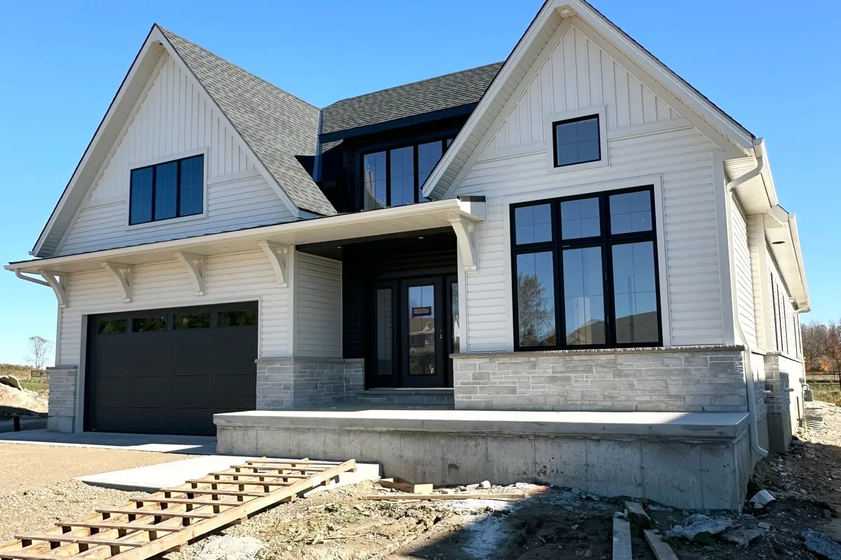 1036 WALTON Avenue, ON N4W 3S2