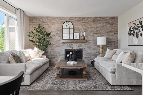 361 Equinelle Drive, ON K0G 1J0