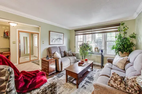 12 Kingsview Drive, ON L8J 2K5