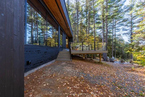 1054 Thomas Road, ON P1P 1R3