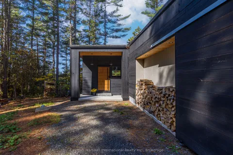 1054 Thomas Road, ON P1P 1R3