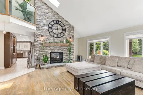 136 Grand Cypress Lane, ON L9Y 0K7