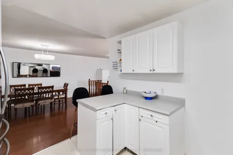 26 Joliet Street, ON N5V 4V9