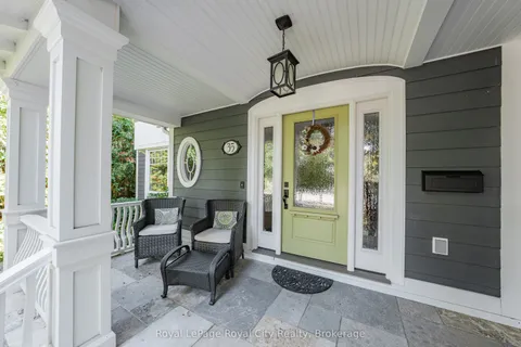 35 Monticello Crescent, ON N1G 2M1