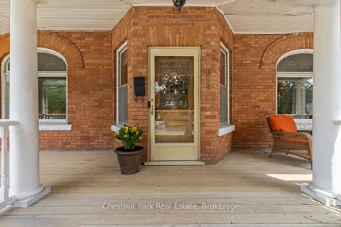 689 4th Avenue, ON N4K 2N3