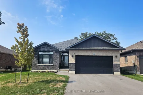 168 Cherrywood Parkway, ON K7R 0E2