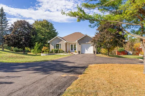 230 Opeongo Road, ON K7V 2T5