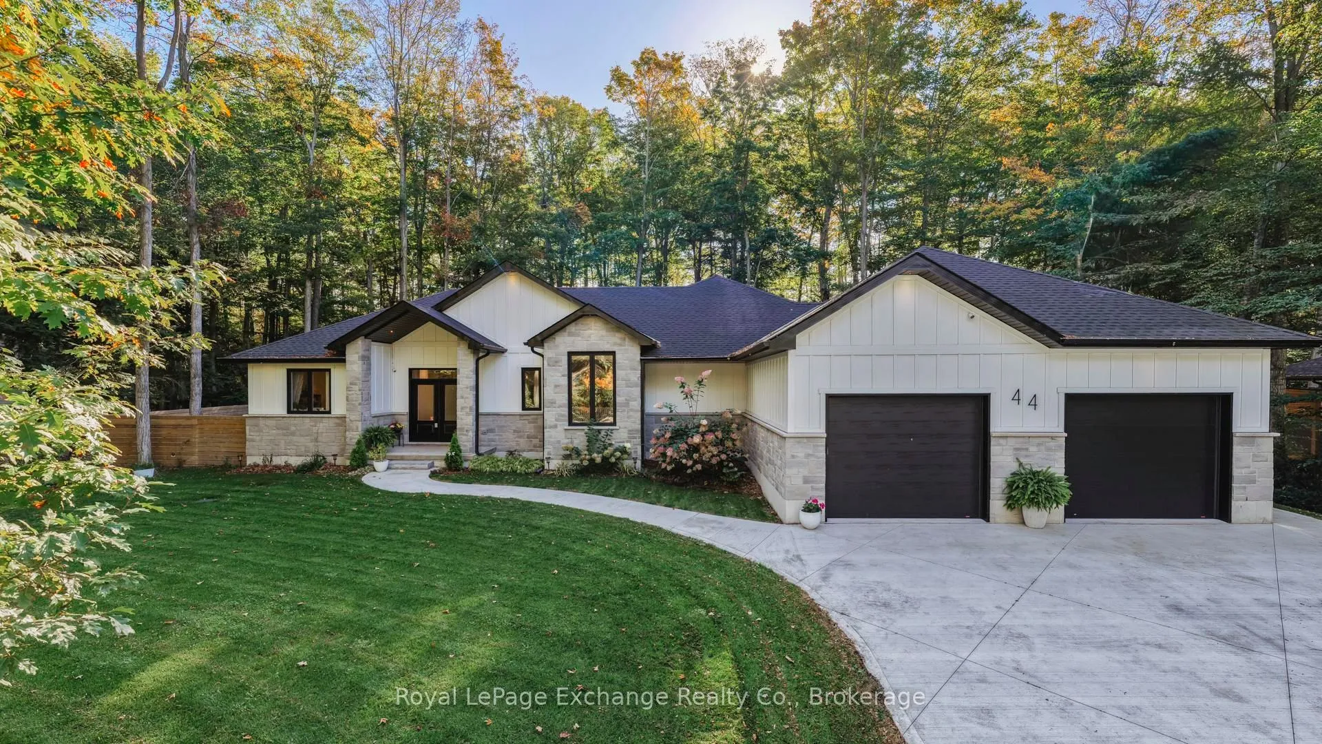 44 Blairs Trail, ON N2Z 2X3