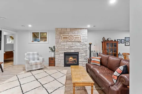 44 Blairs Trail, ON N2Z 2X3