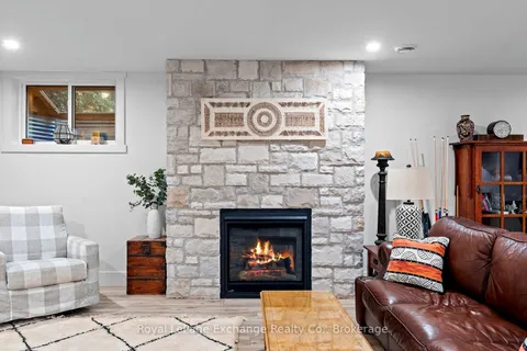 44 Blairs Trail, ON N2Z 2X3