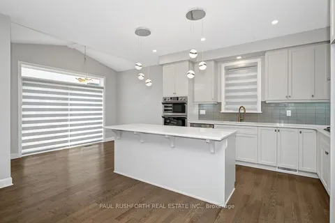 896 Sendero Way, ON K2S 2W8