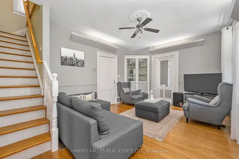 18 Centre Street, ON K0K 2T0