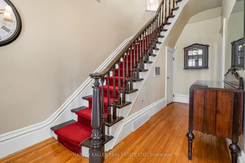 18 Centre Street, ON K0K 2T0