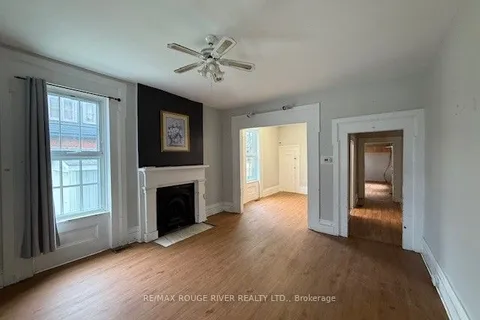 10 CHAPEL Street, ON K9A 1H9