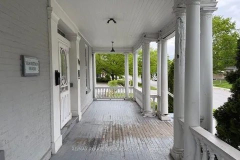 10 CHAPEL Street, ON K9A 1H9