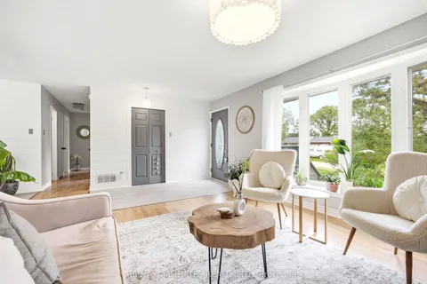 121 Stamford Drive, ON K7H 3C1