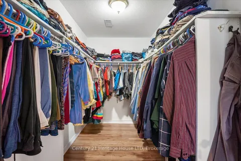 125 Gretel Place, ON L3C 7H5