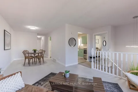 37 Woodland Drive, ON L3C 7C9