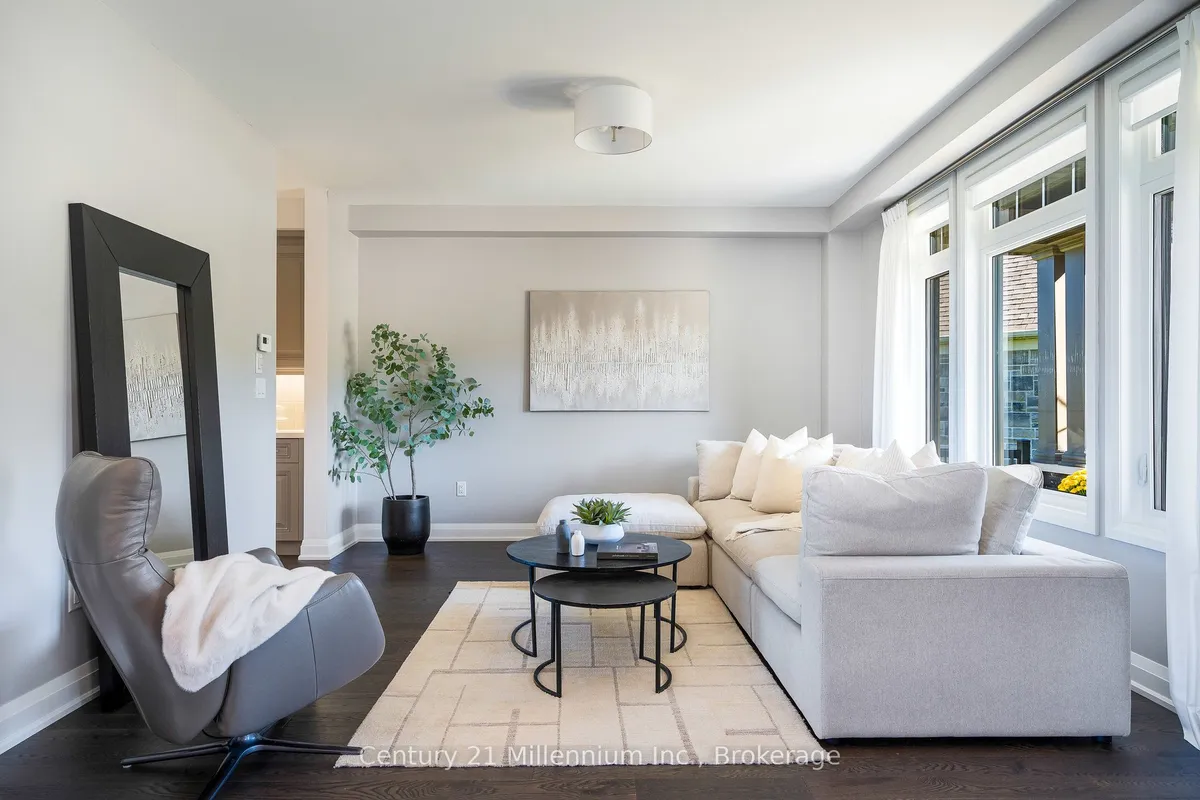 138 Creekwood Court, ON L9Y 0V1