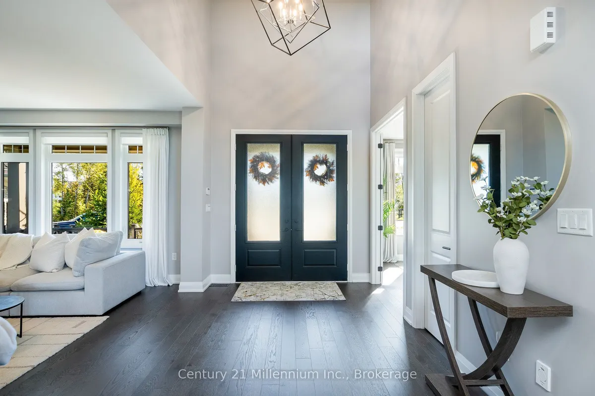 138 Creekwood Court, ON L9Y 0V1