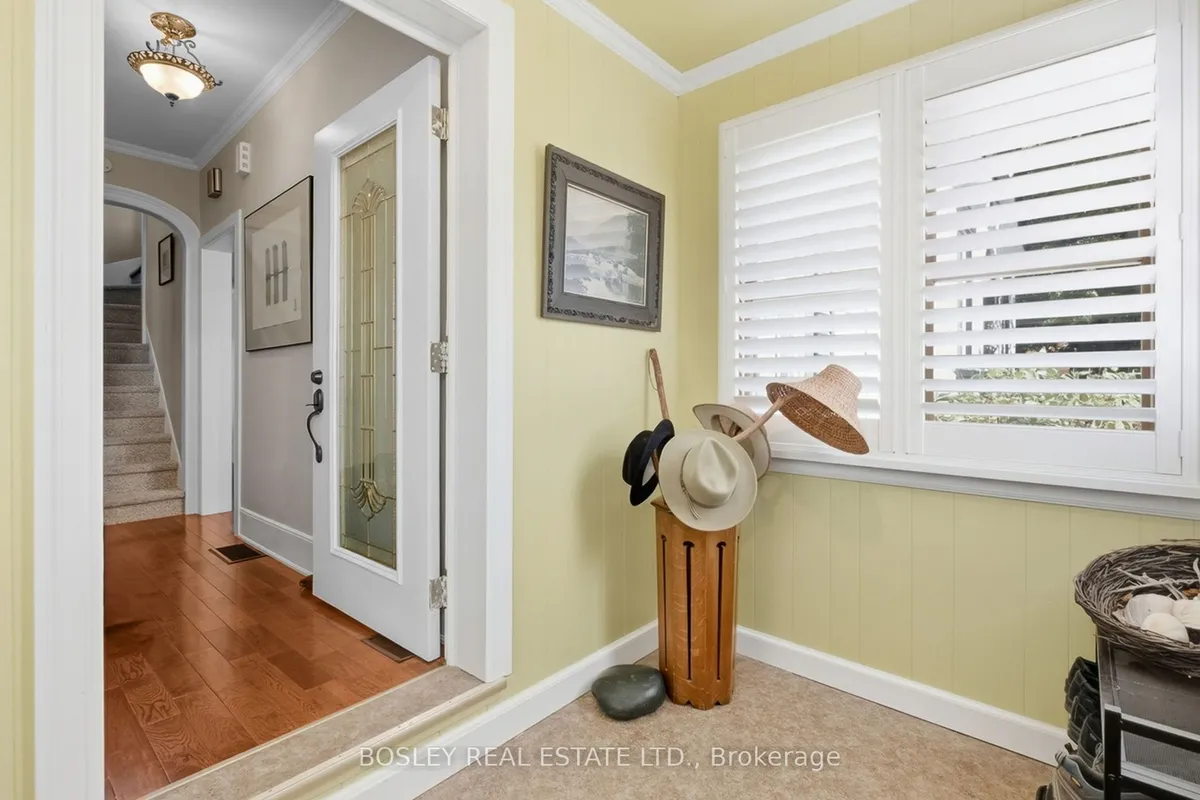 256 Ridout Street, ON L1A 1P5