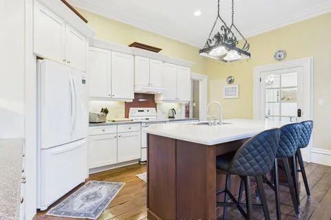 276 Durham Street, ON N2Z 2X9