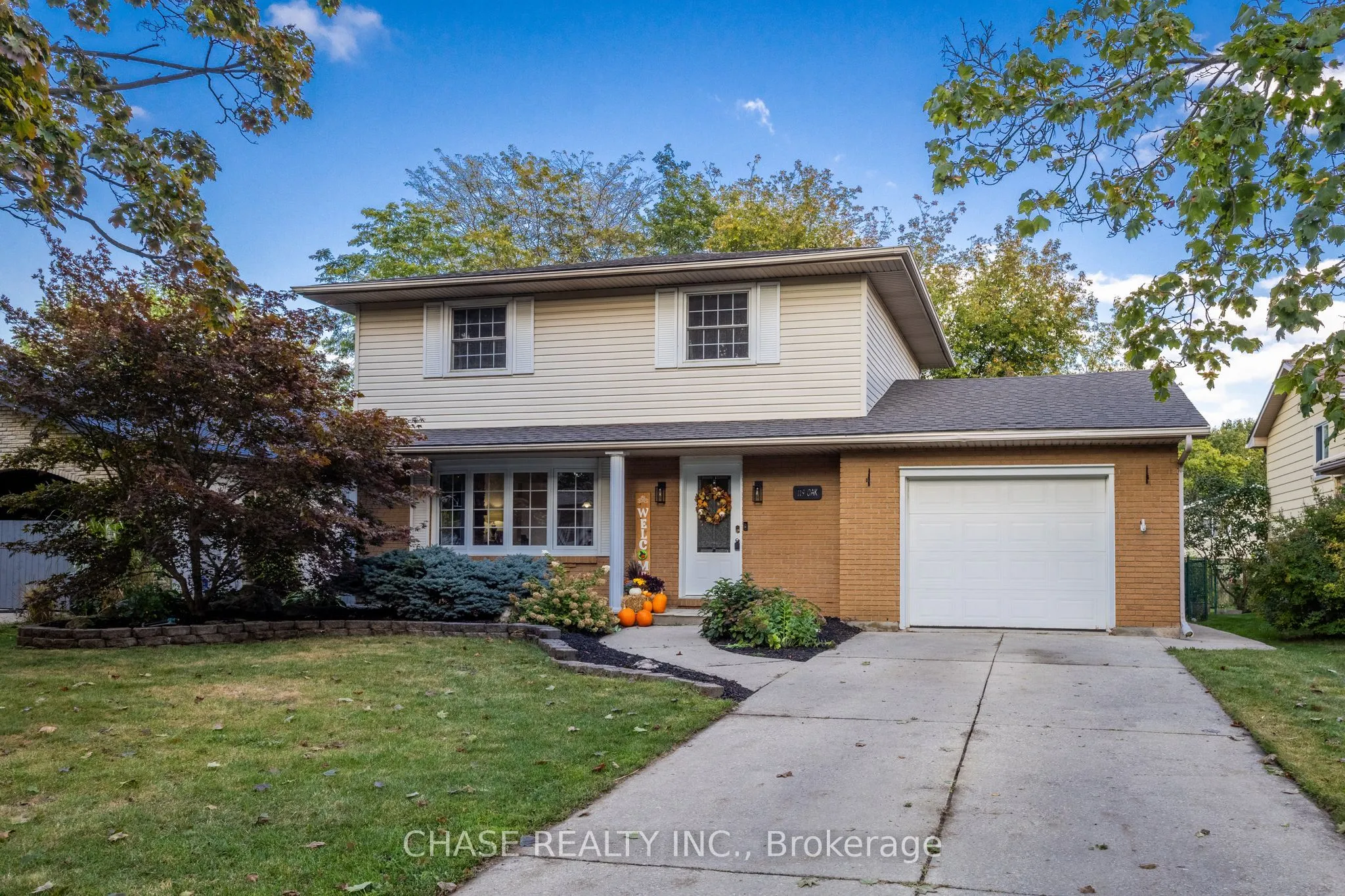 119 Oak Street, ON N3Y 4S2