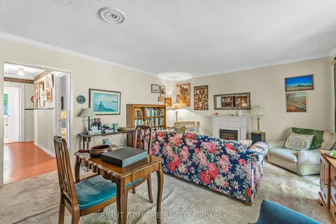 16 Wyckliffe Avenue, ON L0S 1T0