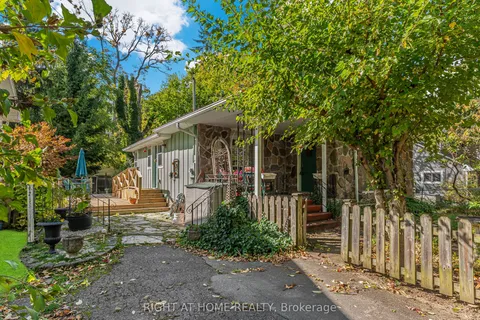 16 Wyckliffe Avenue, ON L0S 1T0