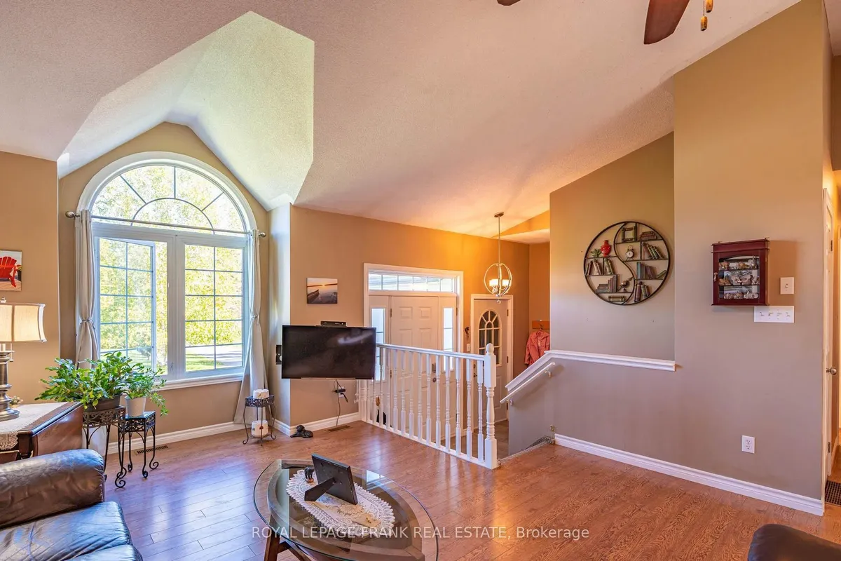 124 Sumcot Drive, ON K0L 1J0