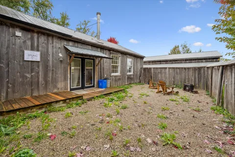 7907 Sixteenth Line, ON N0G 1A0