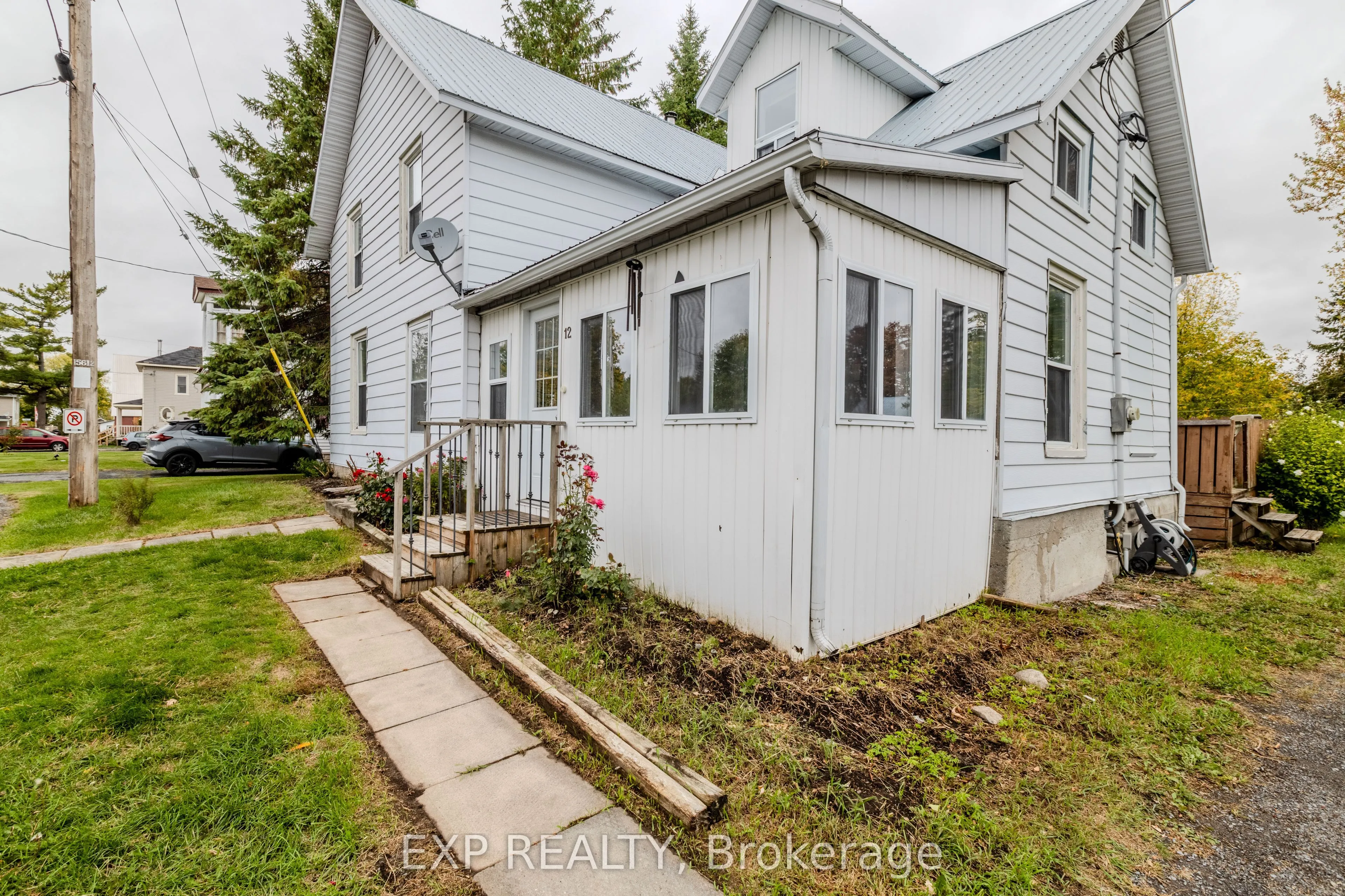 12 Ash Street, ON K0C 1Y0