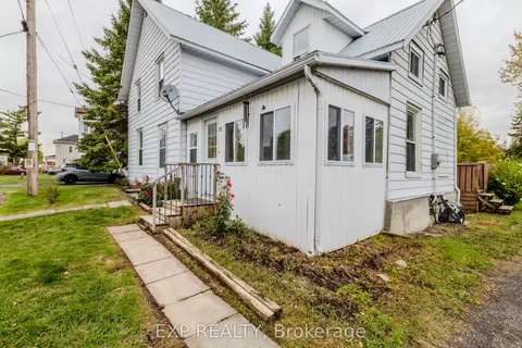 12 Ash Street, ON K0C 1Y0