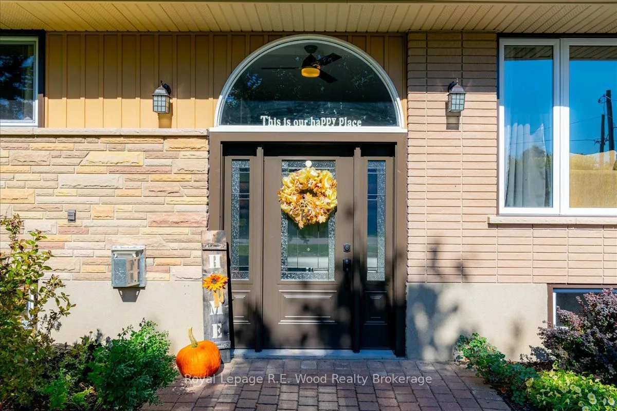 49 Dereham Drive, ON N4G 2B1