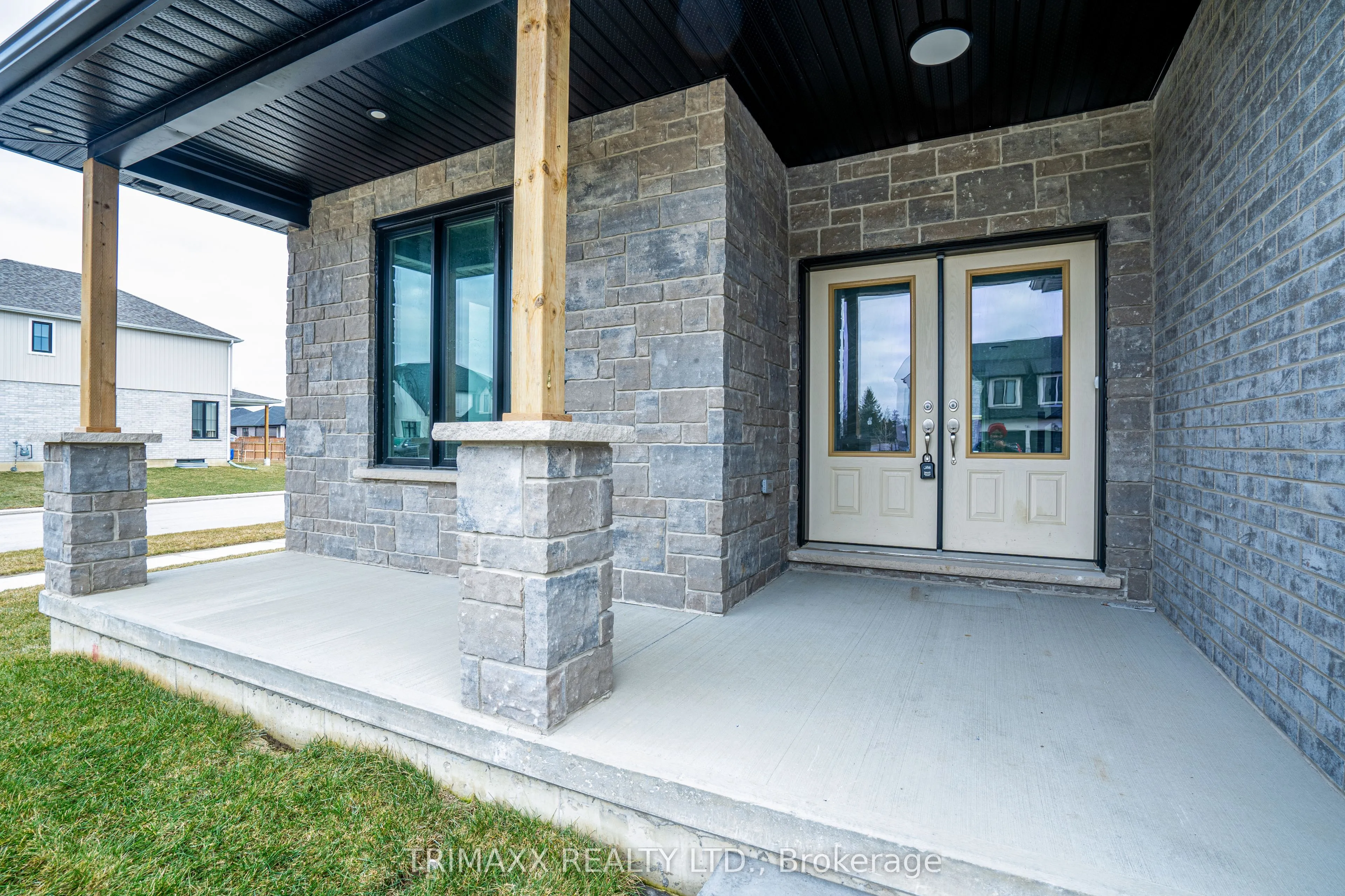 188 Foxborough Place, ON N0M 2P0