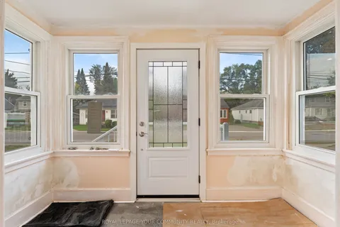 181 Burnham Street, ON K8N 3S1