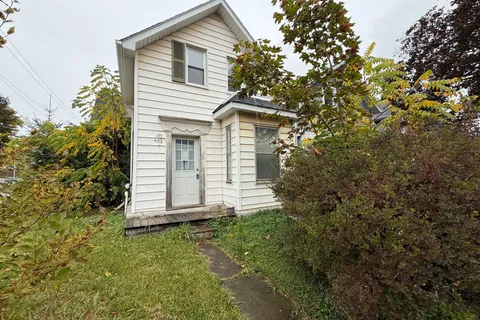 402 Main Street, ON L9V 2Y9