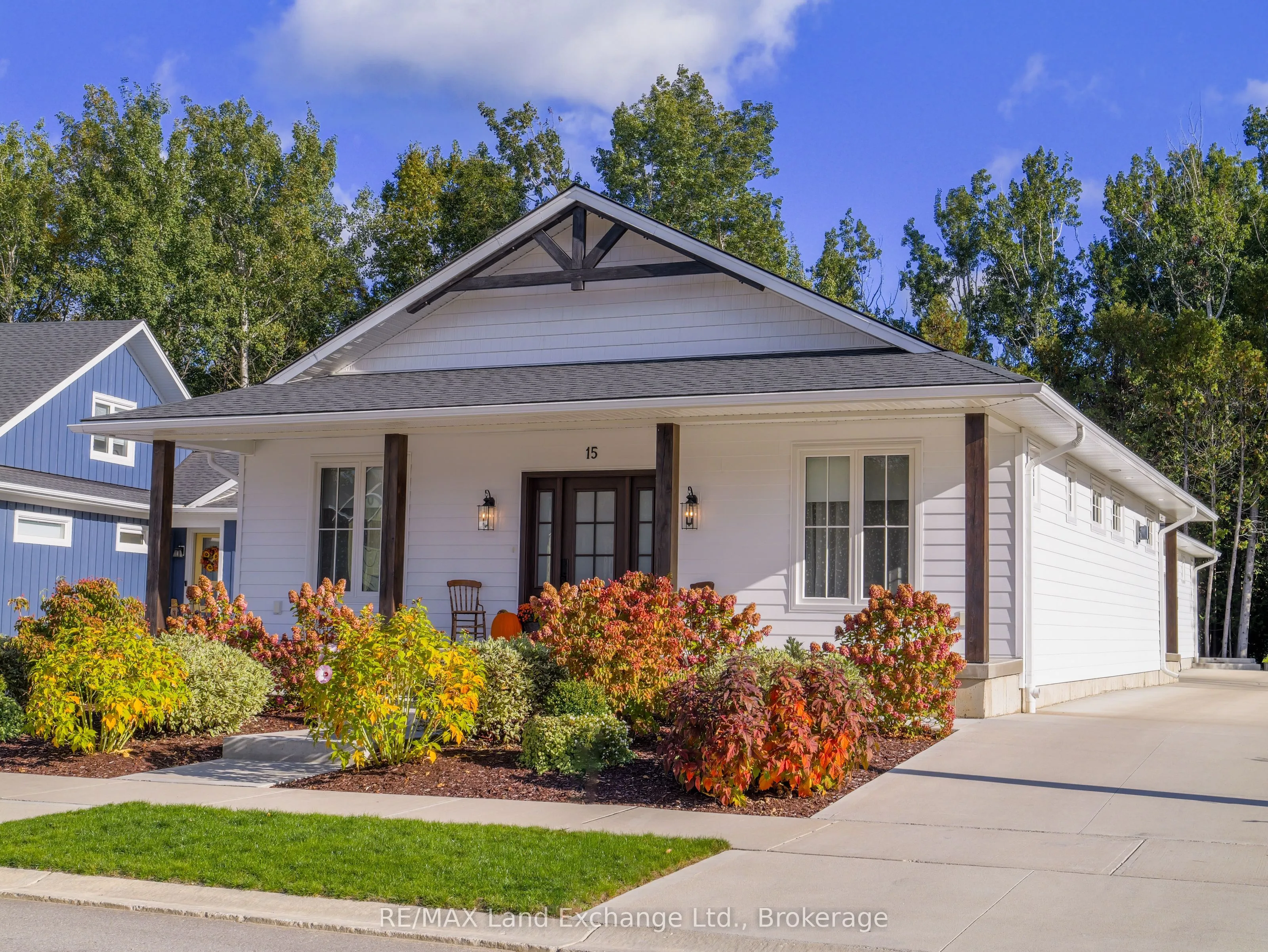 15 Lakeforest Drive, ON N0H 2L0