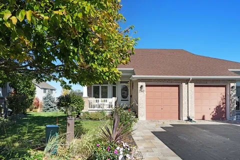 240 Bulrush Crescent, ON K1T 0E6