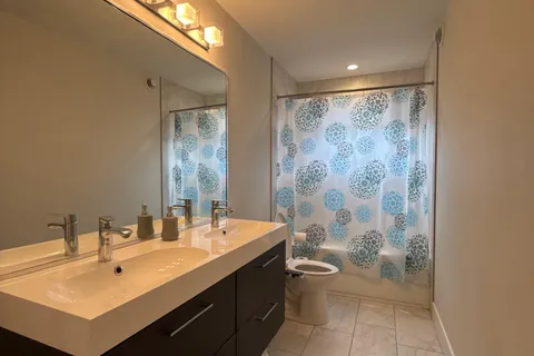 2170 Debra Drive, ON N6P 0E5