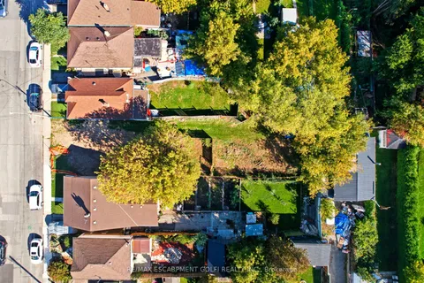 548 MARY Street, ON L8L 4X7