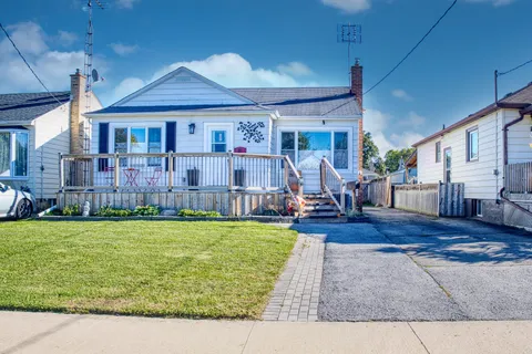 31 Bridge Street, ON L2S 2V7