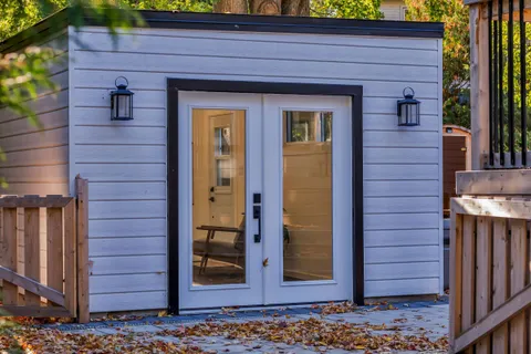 22 Harvard Avenue, ON K1S 4Z3