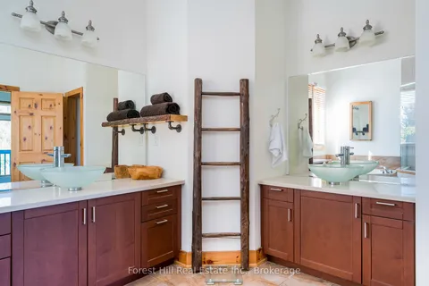 173 National Drive, ON L9Y 0B5