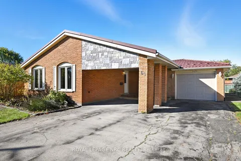 69 Elmvale Crescent, ON L3K 5X1