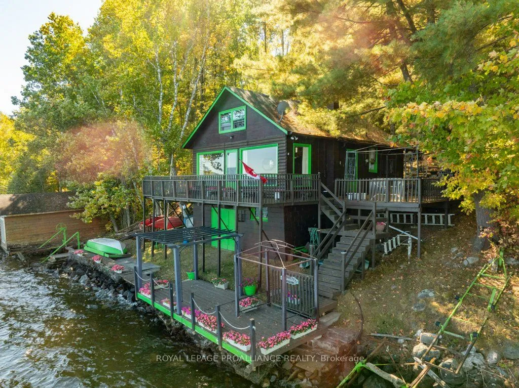 103 North Mazinaw Road, ON K0H 1K0