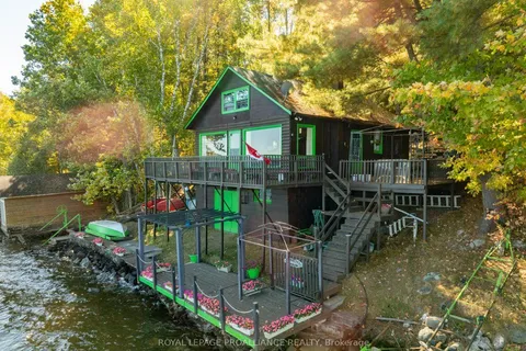 103 North Mazinaw Road, ON K0H 1K0