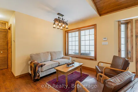 35 Keefer Street, ON K0M 1S0