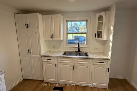 40201 Vanastra Road, ON N0M 1L0